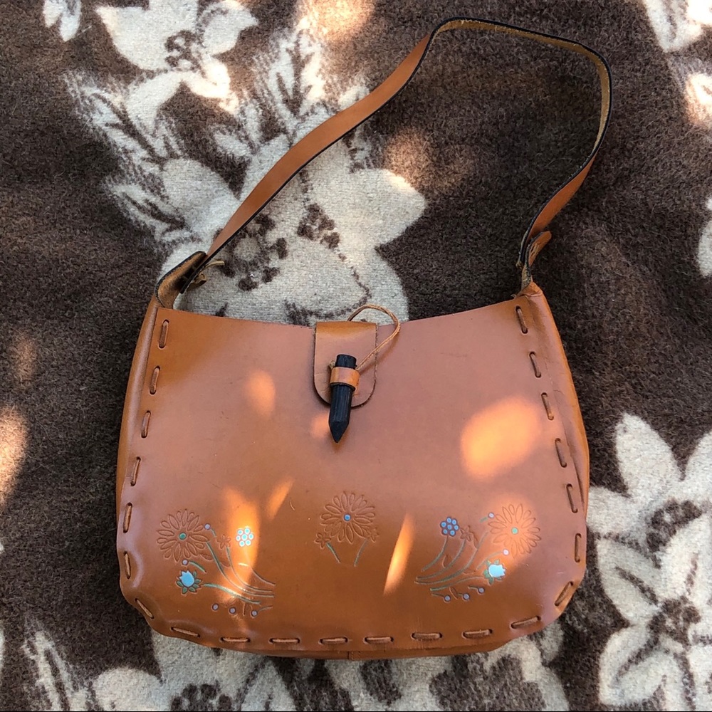 Leather bag